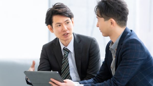 部下からの相談に迷ったら？信頼を得る上司の8つの対応